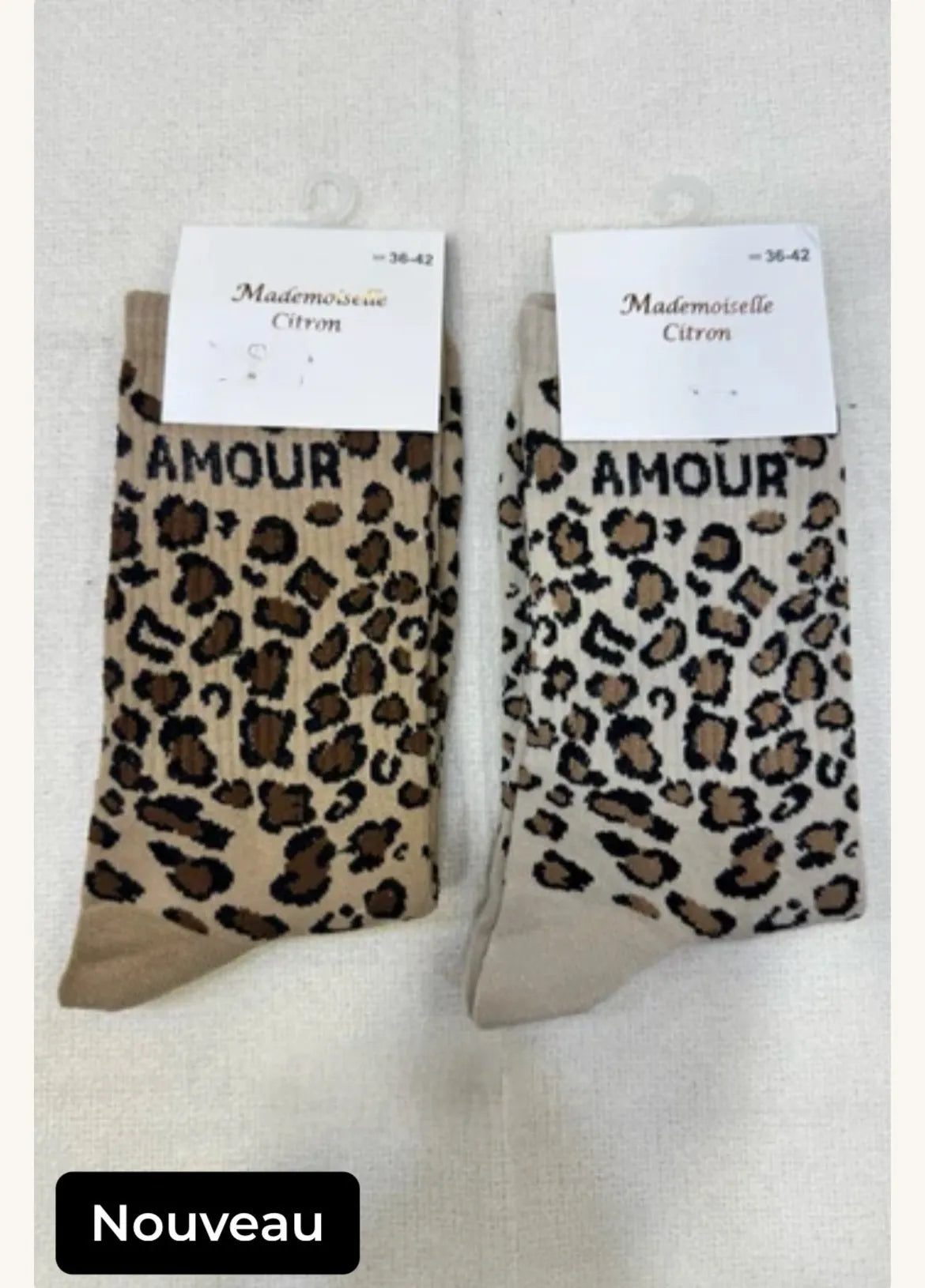 Paire de chaussettes léopard “AMOUR” coloris taupe – taille 36-42