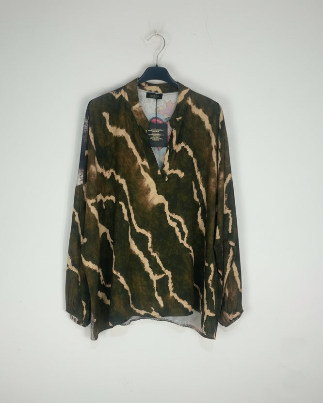 Blouse Love pop art bimatière devant camouflage dos coloré made in Italy 42-52