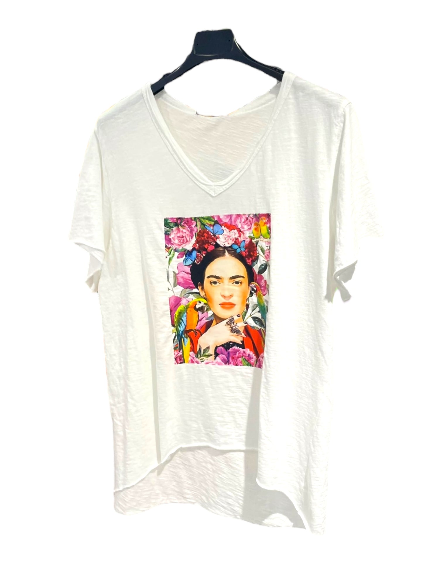 ✨ Tee-shirt blanc Frida Kahlo – Style Artistique & Tendance ✨