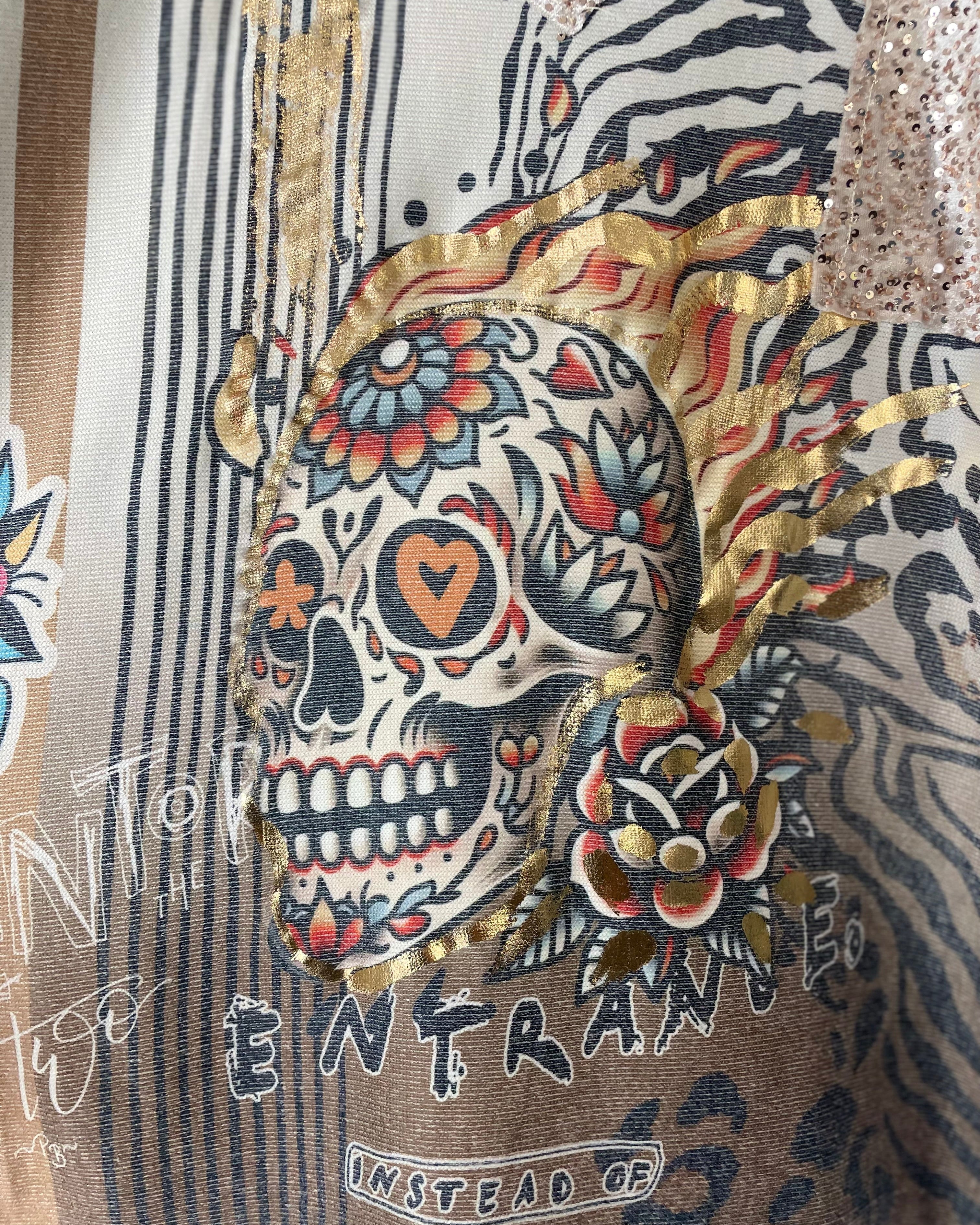 Vue dos du pull Calavera d’Or motif crâne floral – made in Italy