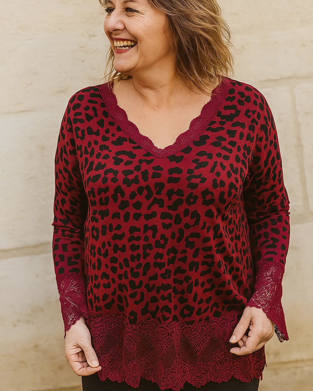 Haut léopard fond couleur lie de vin avec dentelle - Mamsailes