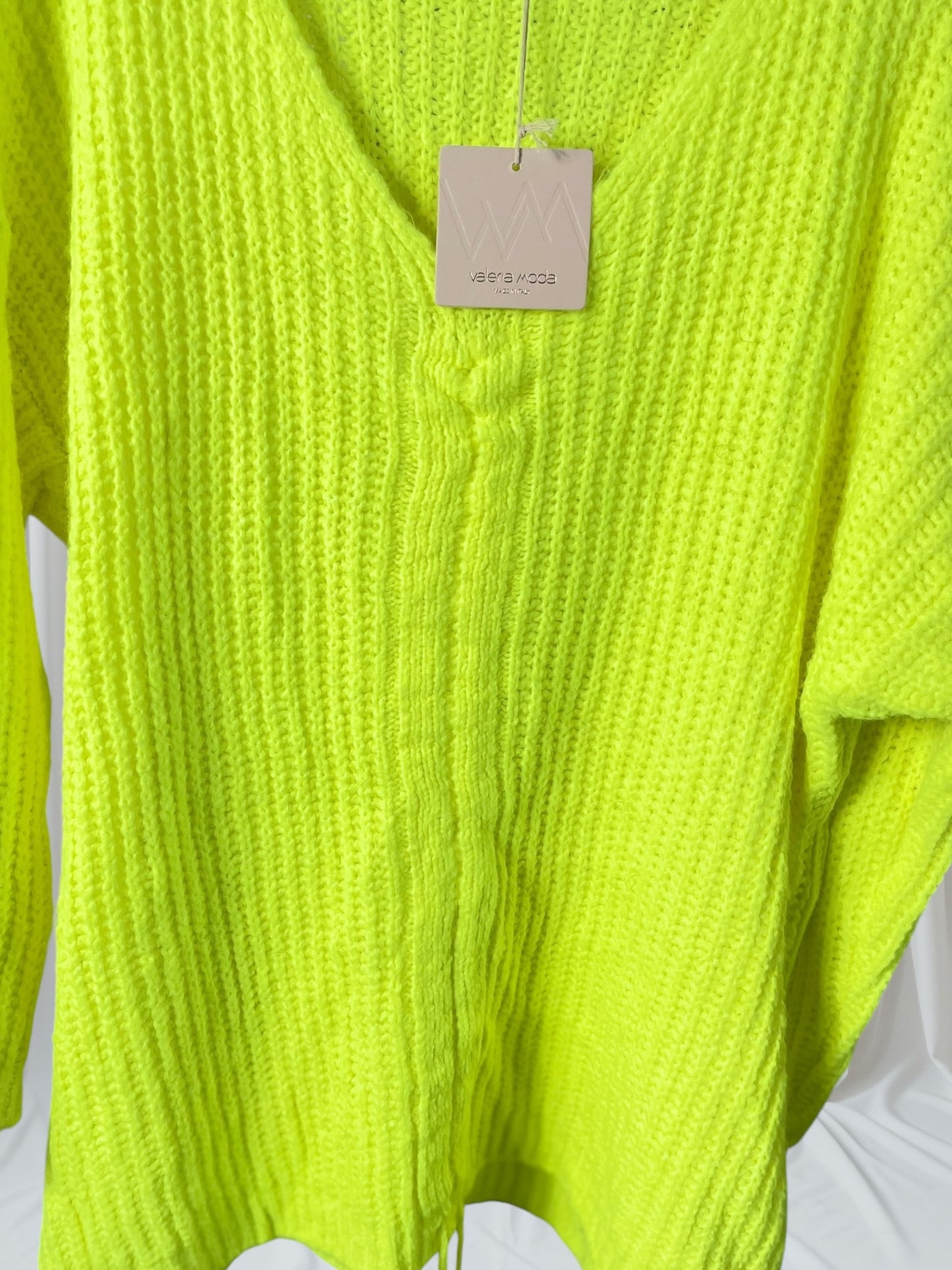 Pull Loana fluo