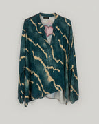 Blouse Love bimatière viscose polyester col V devant camouflage tie-dye