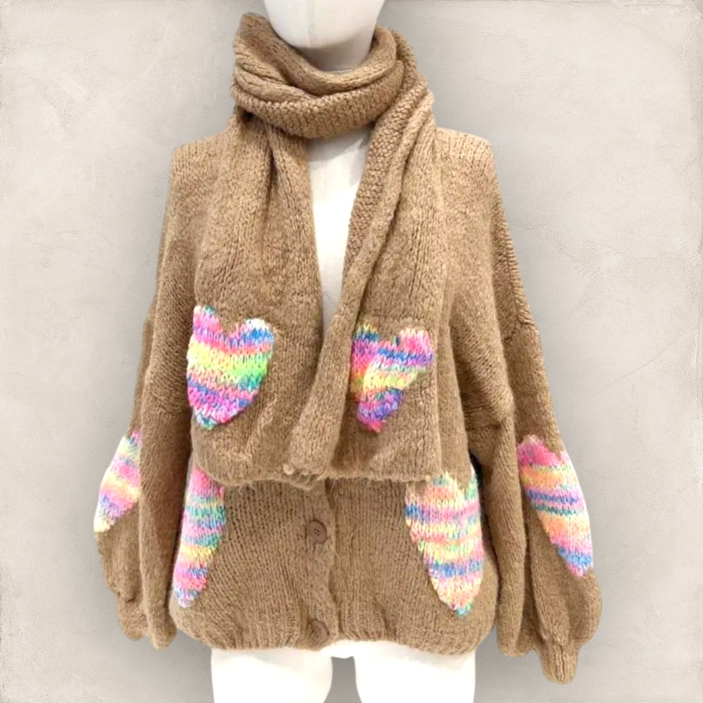 Gilet Cœur en Maille avec cœurs multicolores