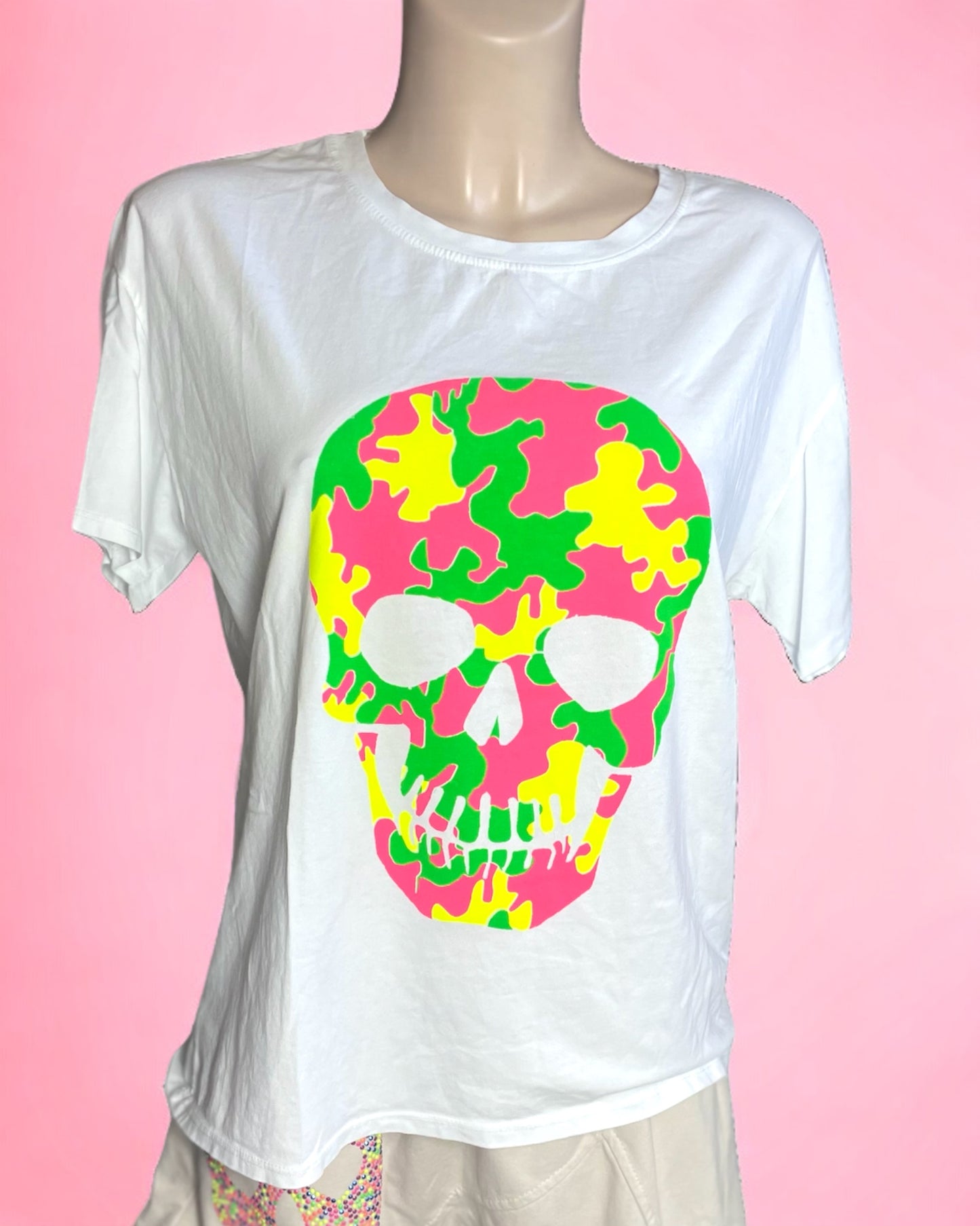 Tee shirt tête de mort fluo