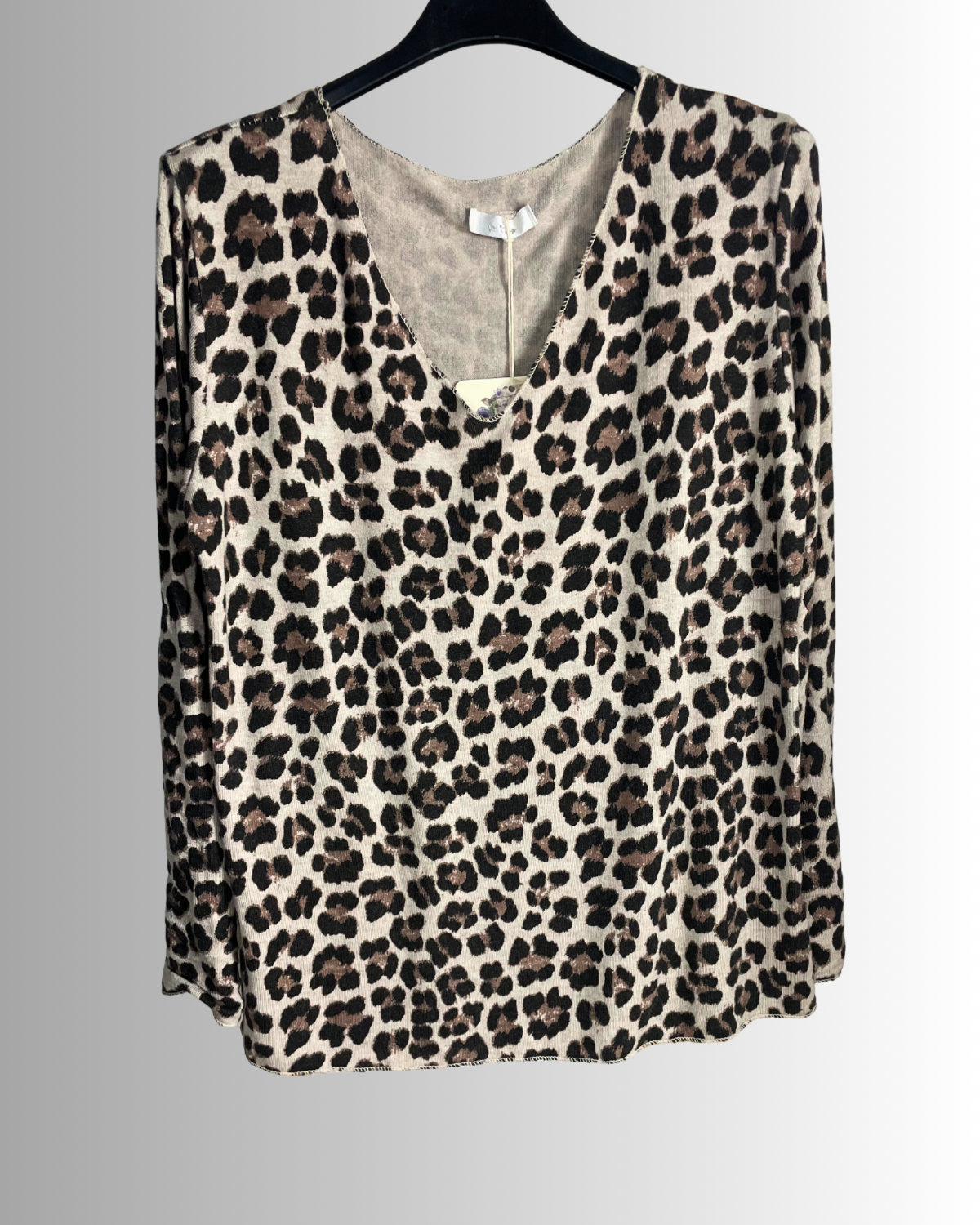 Pull femme imprimé léopard col V en viscose, laine et angora – fabriqué en Italie