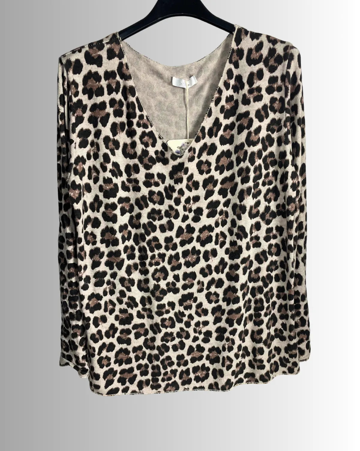 Pull femme imprimé léopard col V en viscose, laine et angora – fabriqué en Italie