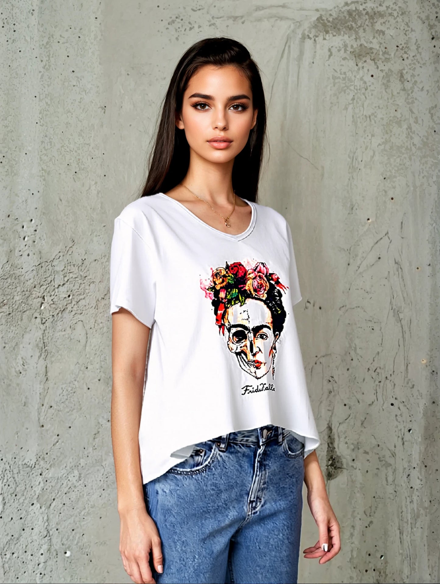 ✨ Tee-shirt blanc Frida Kahlo – Style Artistique & Tendance ✨