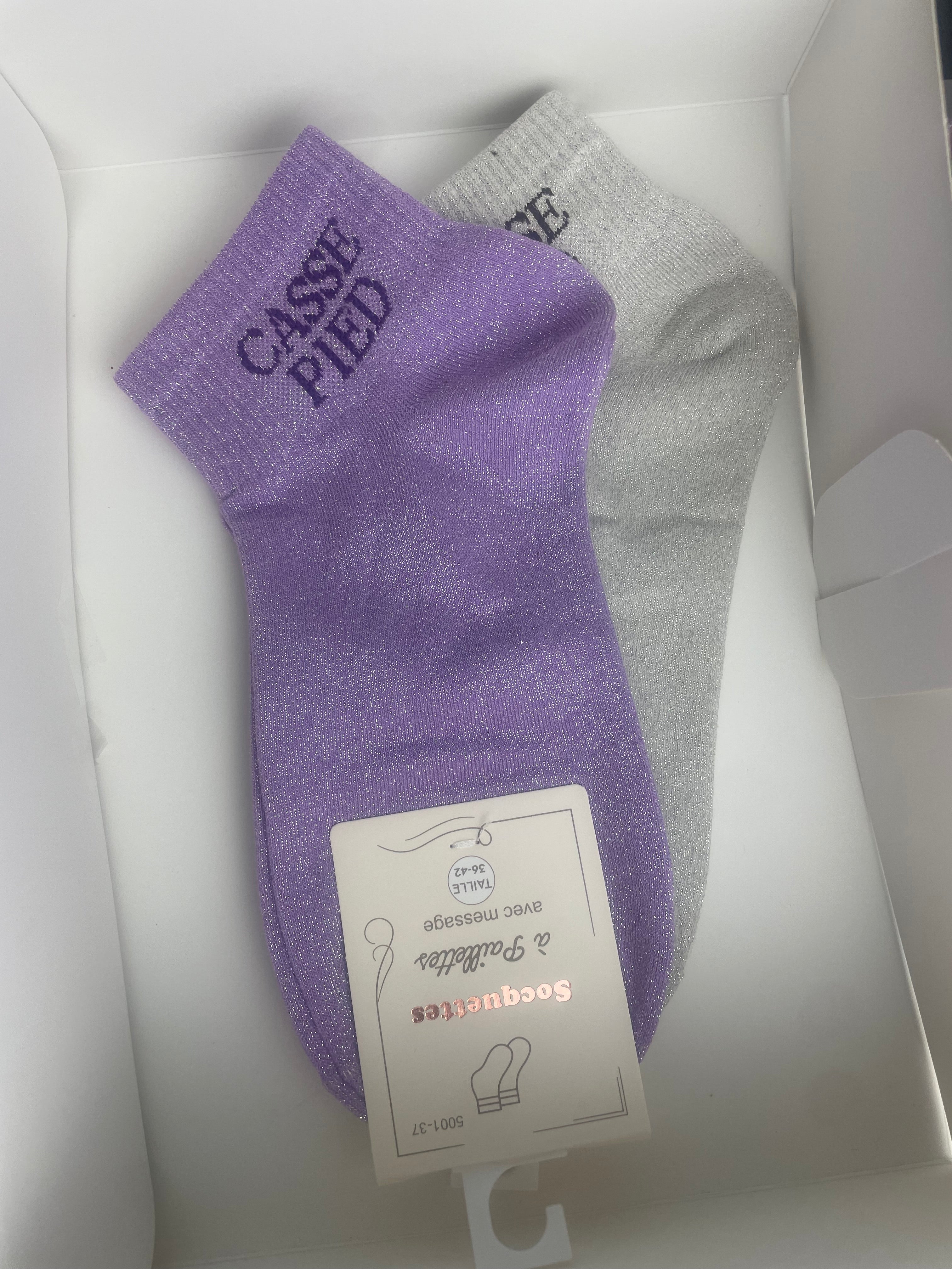 Socquettes Casse-Pieds inscription paillettes – message fun assumé
