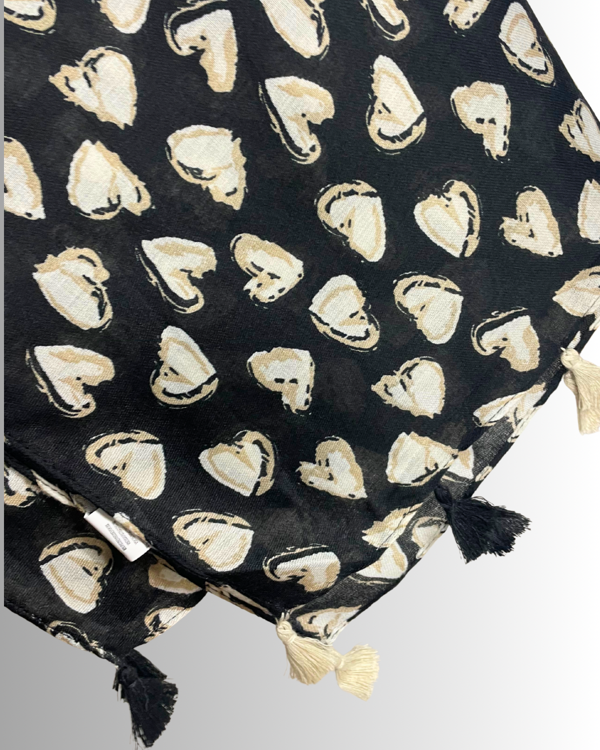 Foulard femme grand format 180x86 cm avec cœurs, touches léopard et pompons – viscose et coton