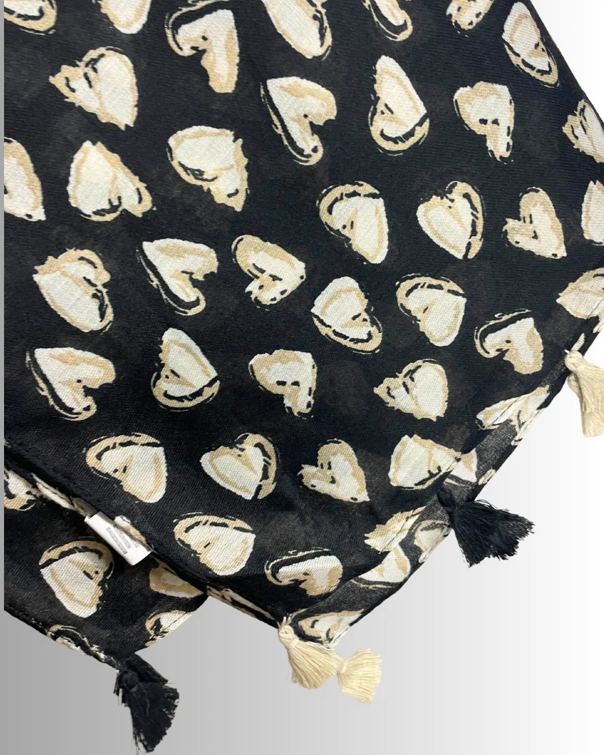 Foulard femme grand format 180x86 cm avec cœurs, touches léopard et pompons – viscose et coton