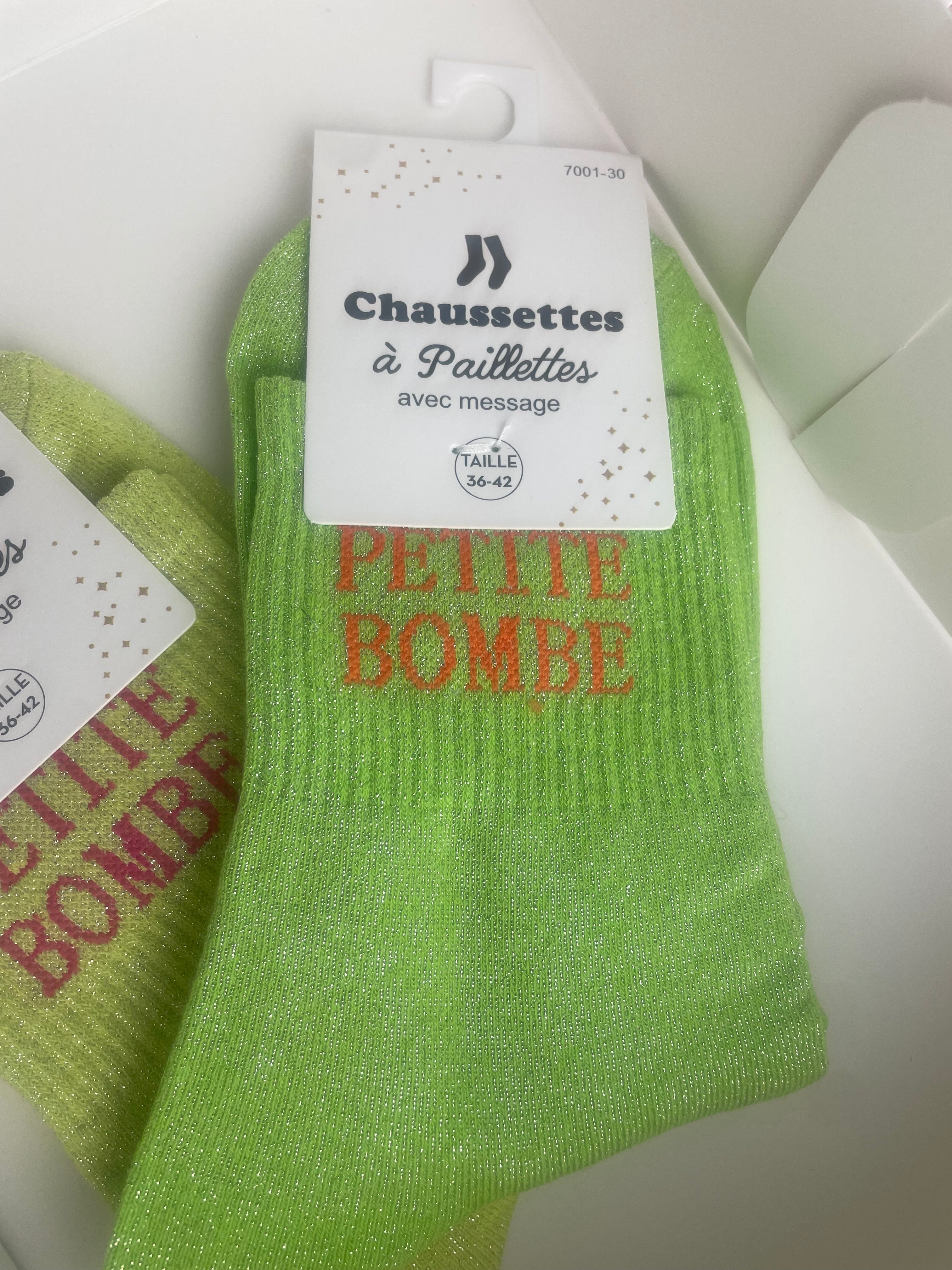 Coloris vert pomme vert d'eau chaussettes Petite Bombe – fraîcheur croquante
