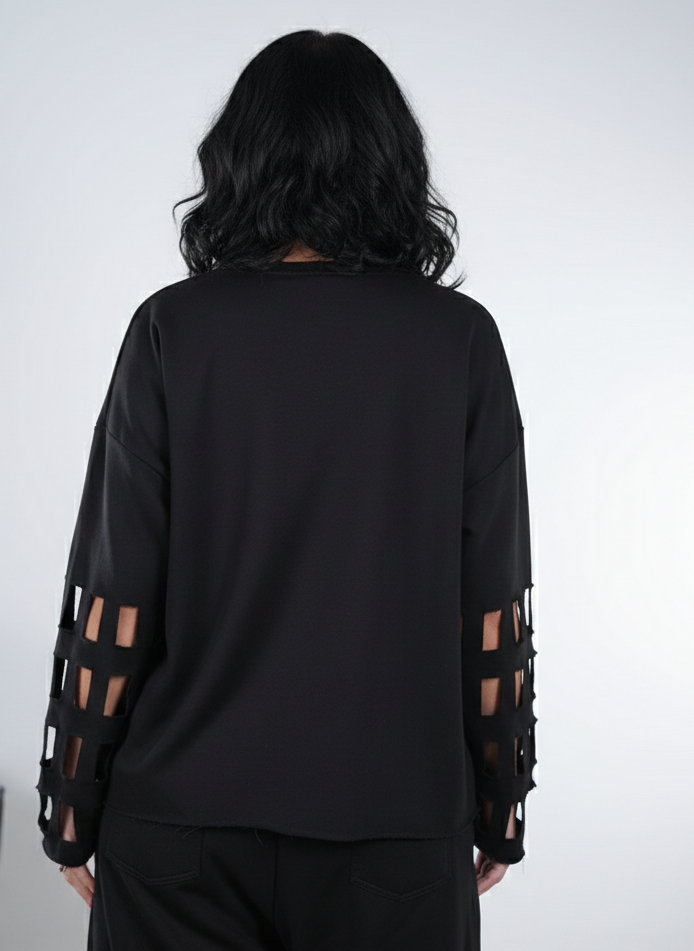 Sweat crâne romantique fleurs roses manches lacets rock viscose coton