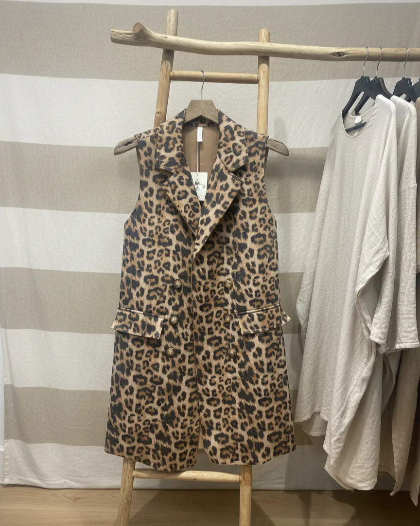 Veste sans manches imprimé léopard – vue suspendue – col tailleur