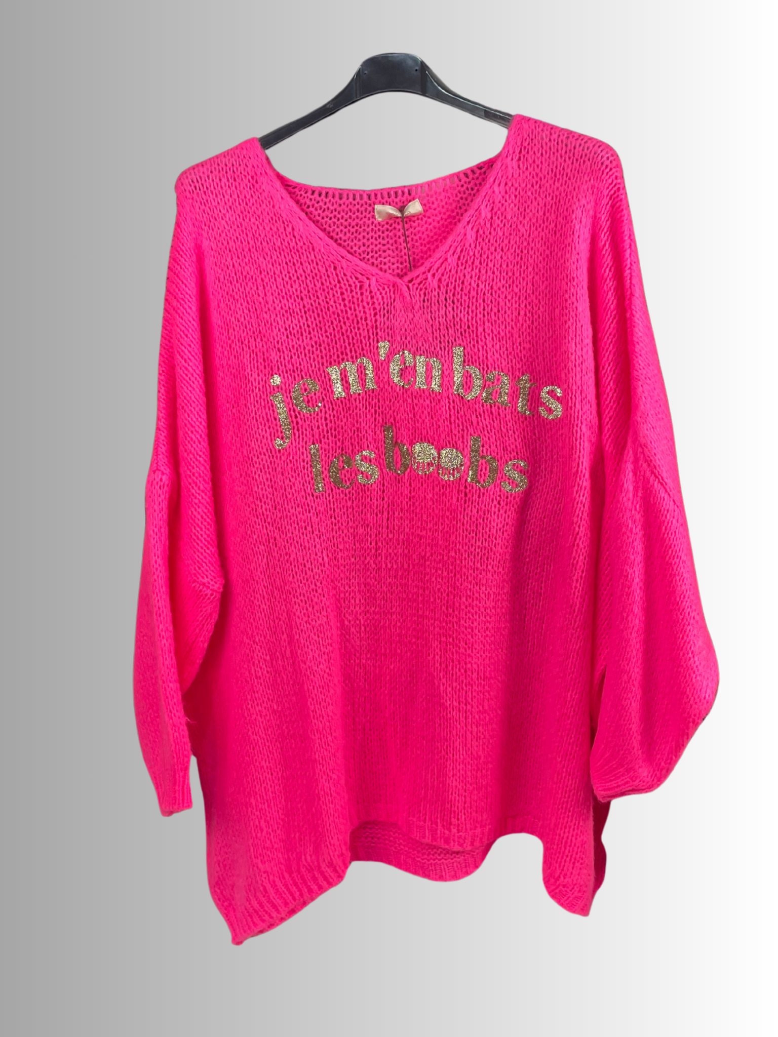 Pull “Je m’en bats les boobs” — L’humour version cocoon