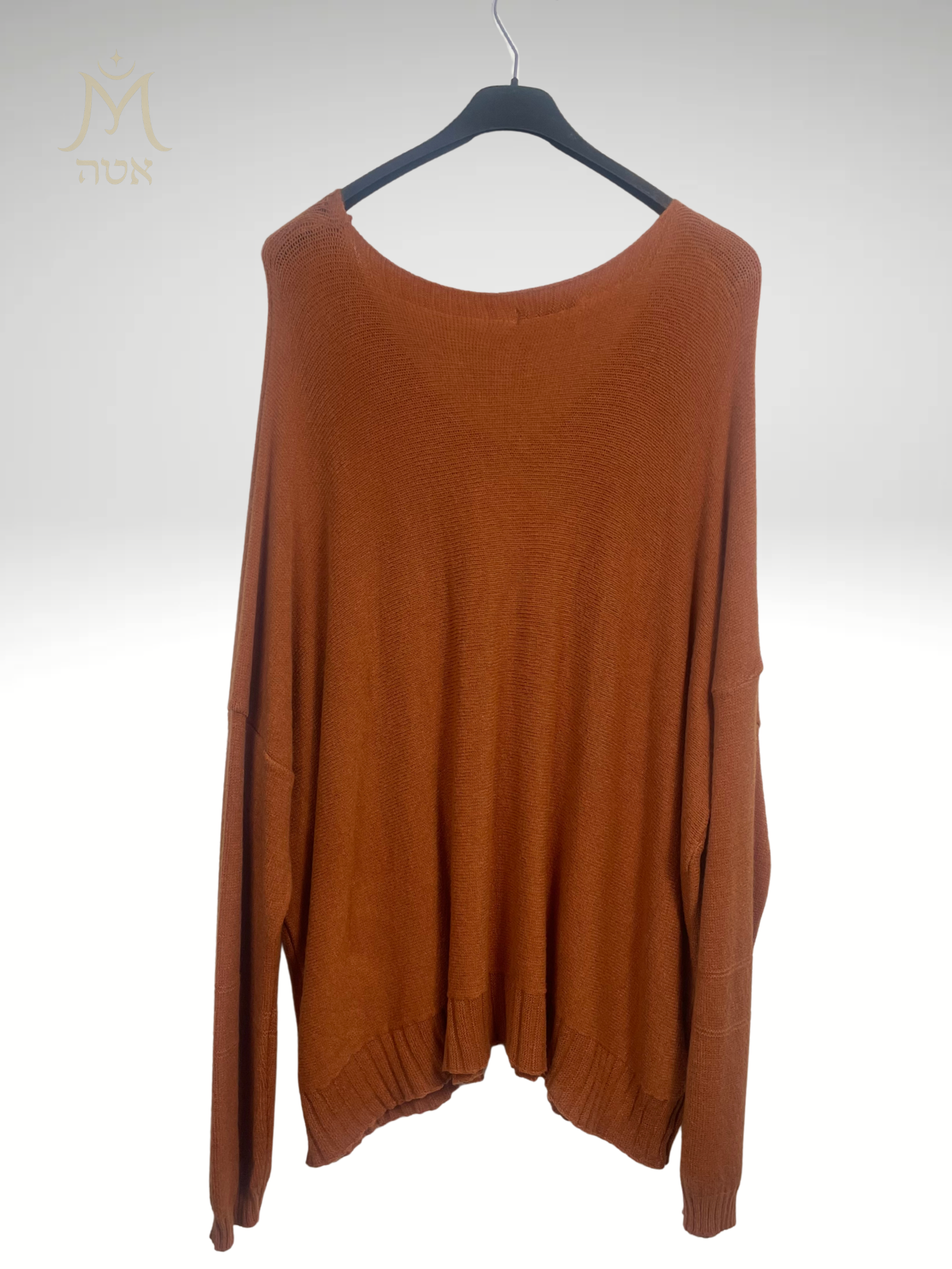 Pull Felicetta Camel – Smiley Brodé & Douceur Oversize