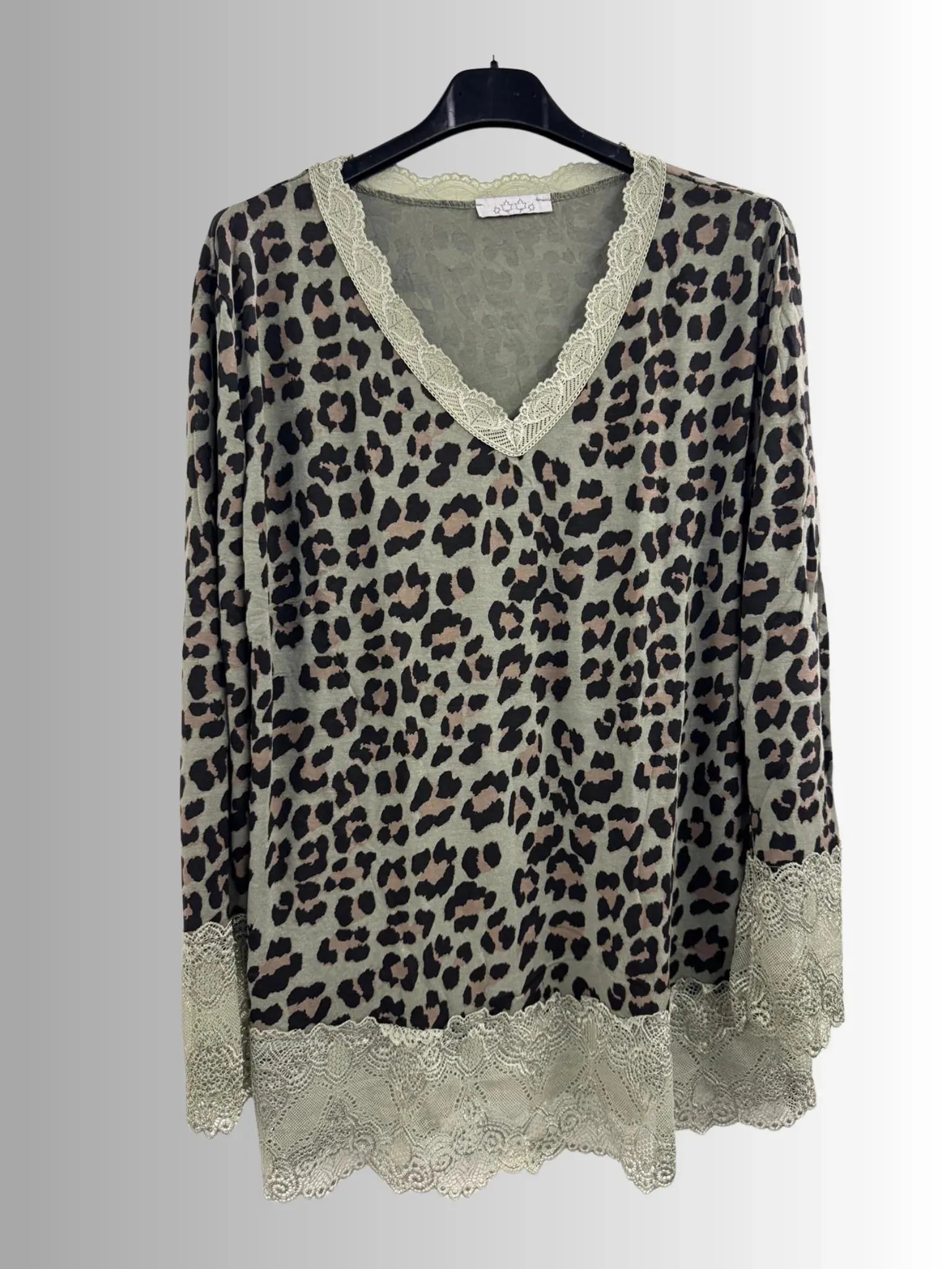 Haut léopard fond kaki avec dentelle 