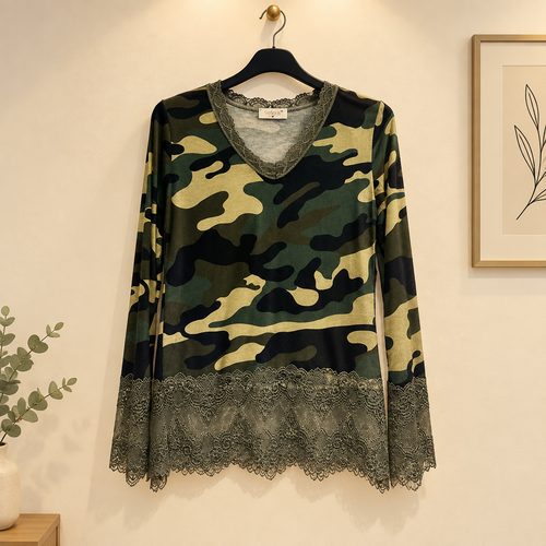 Top Camélia – Camouflage & dentelle