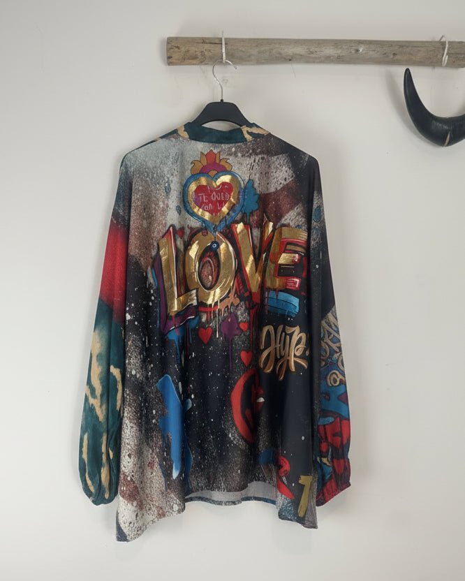 Blouse Love bimatière devant camouflage dos LOVE pop art 75x67 cm made in Italy