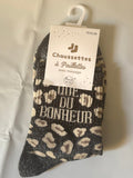 Photo source des chaussettes léopard que du bonheur sous leur carton, vue 3