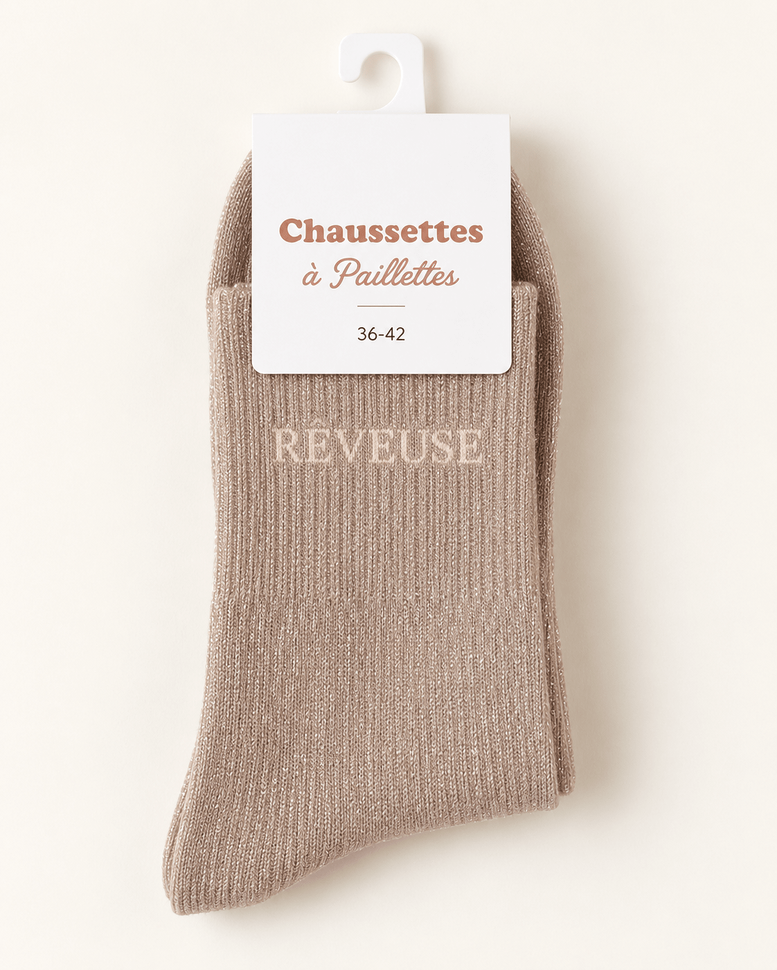 Chaussettes pailletées Rêveuse beige taupe clair, vue produit sur fond ivoire