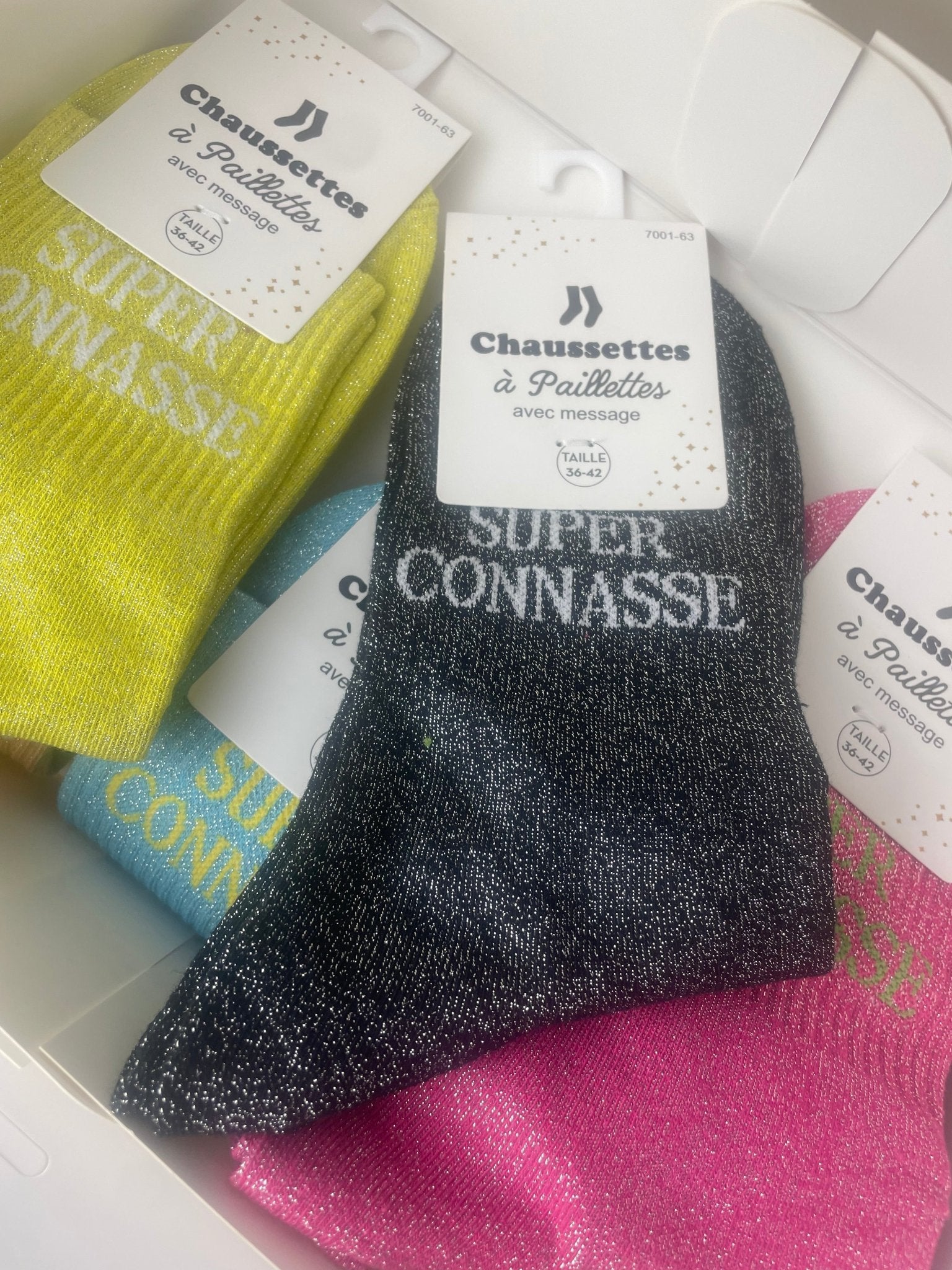 Chaussettes Super Connasse noires et chocolat