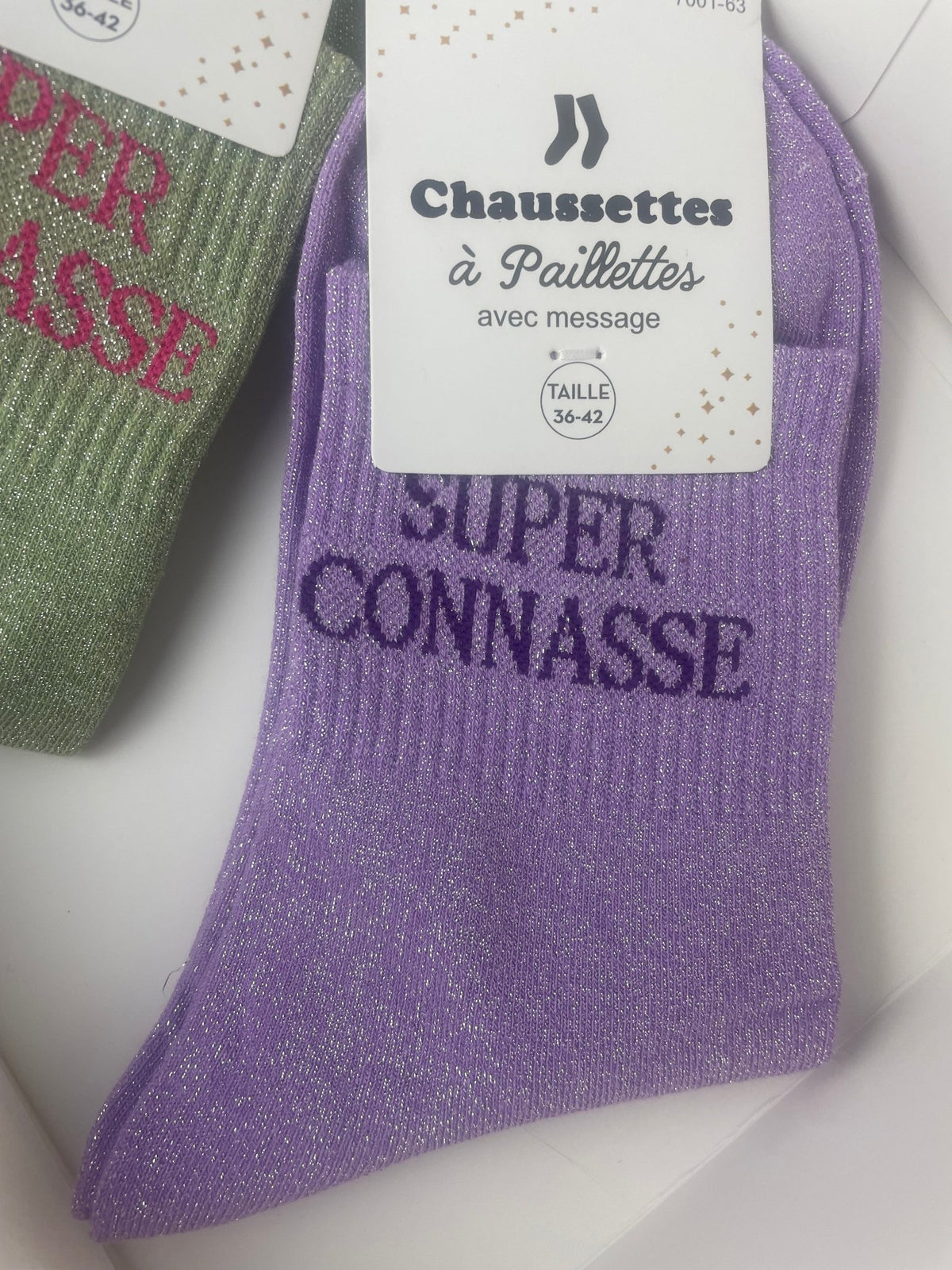 Chaussettes Super Connasse lavande et rose