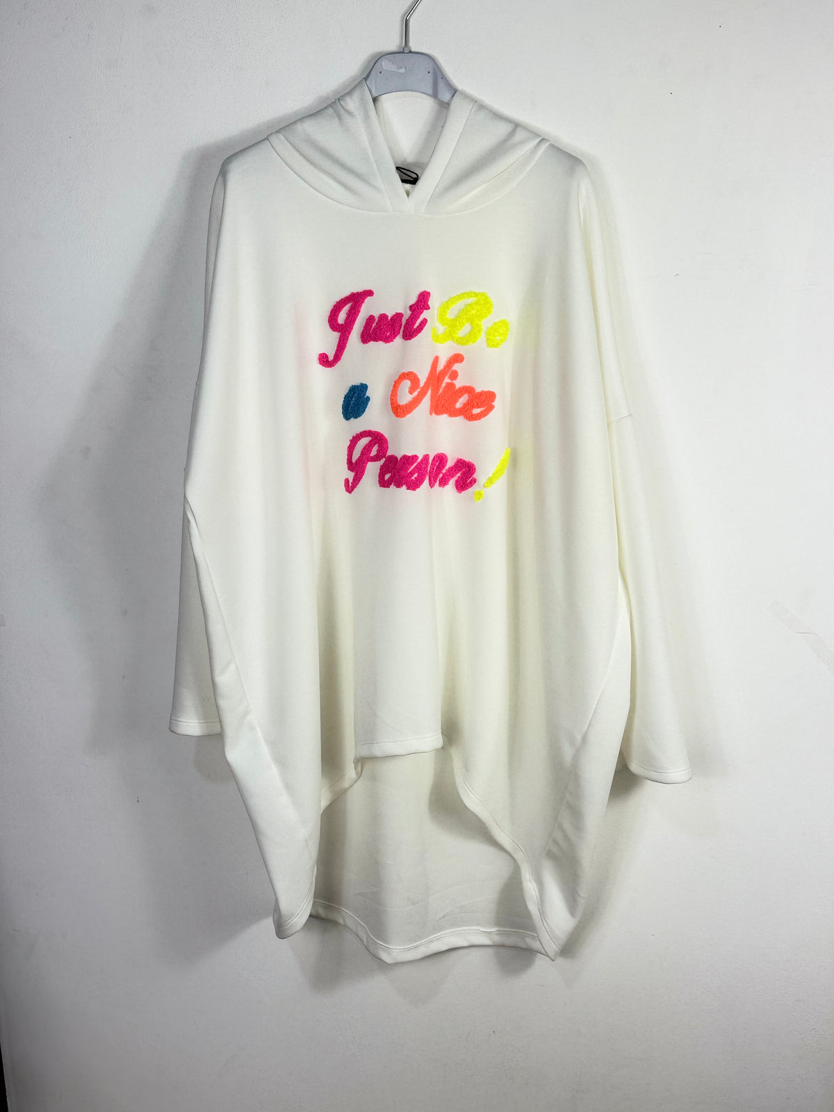 Sweat long Morgane vue sur cintre, couleur ivoire
