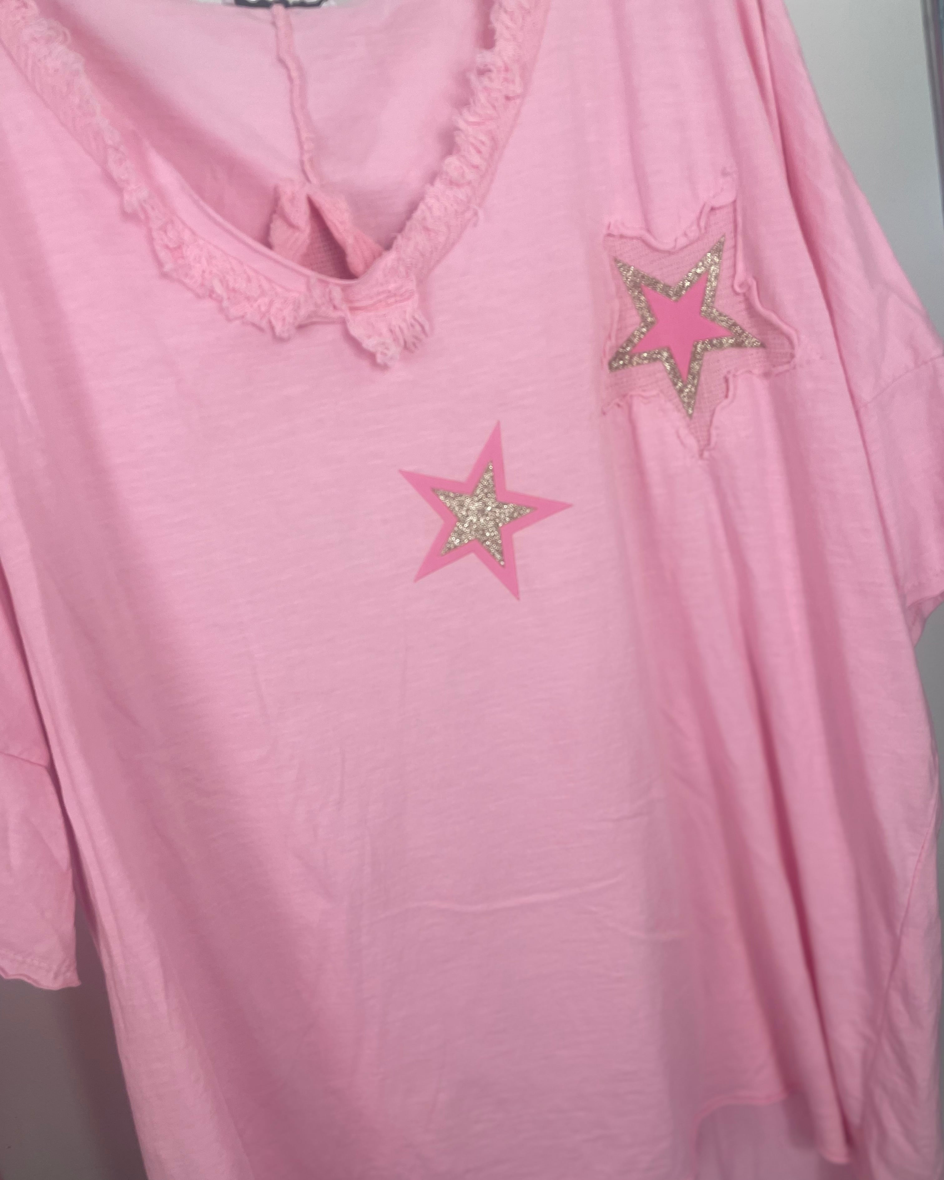 Détail étoiles brillantes et col style décontracté sur tee-shirt rose oversize