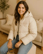Doudoune satinée femme beige courte avec capuche amovible, Made in Italy