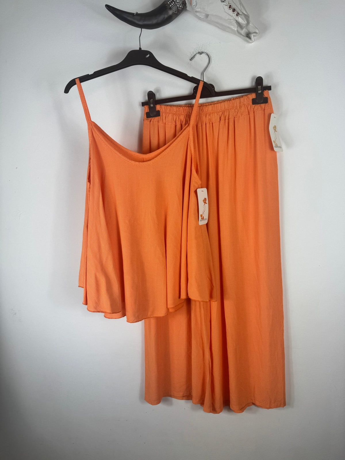 Ensemble Nora orange en viscose, vue d’ensemble