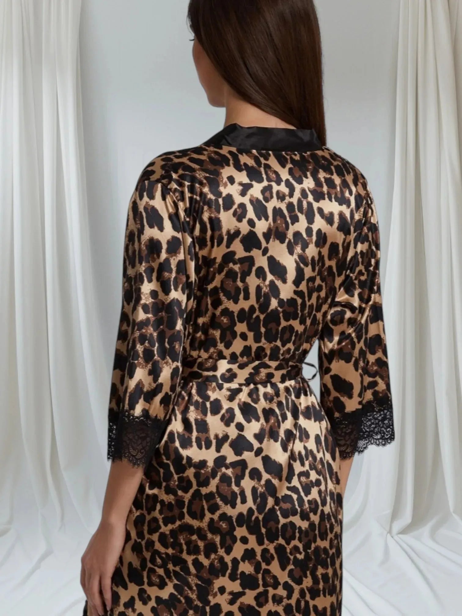 Peignoir léopard satiné assorti, ensemble lingerie 2 pièces