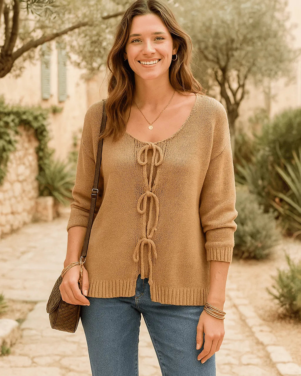 Gilet féminin chic italien, ornements nœuds, mode bohème élégante