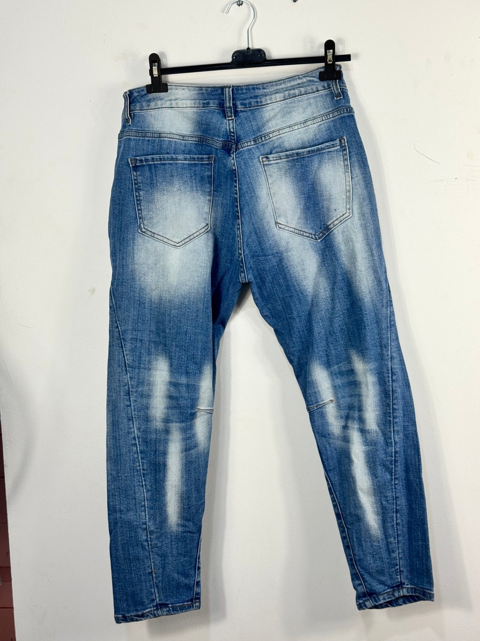 Détails réels du jean boyfriend Brera S.Woman avec motifs et strass
