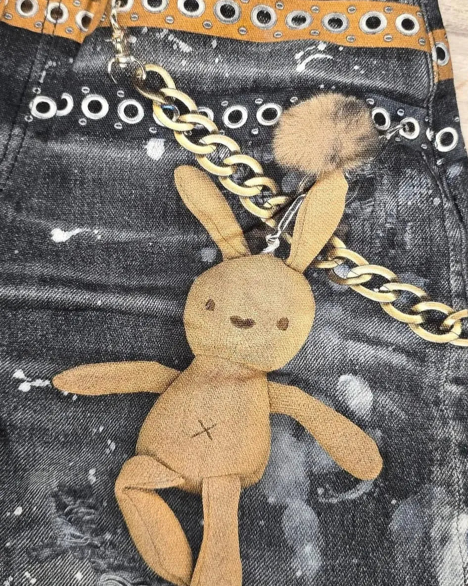 detail Jean large femme coton extensible motif lapin intégré