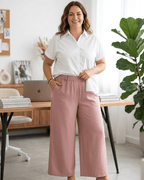 Pantalon Chino rose poudré à taille élastique, vue portée