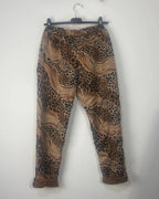 Pantalon Claudia camel, vue de dos