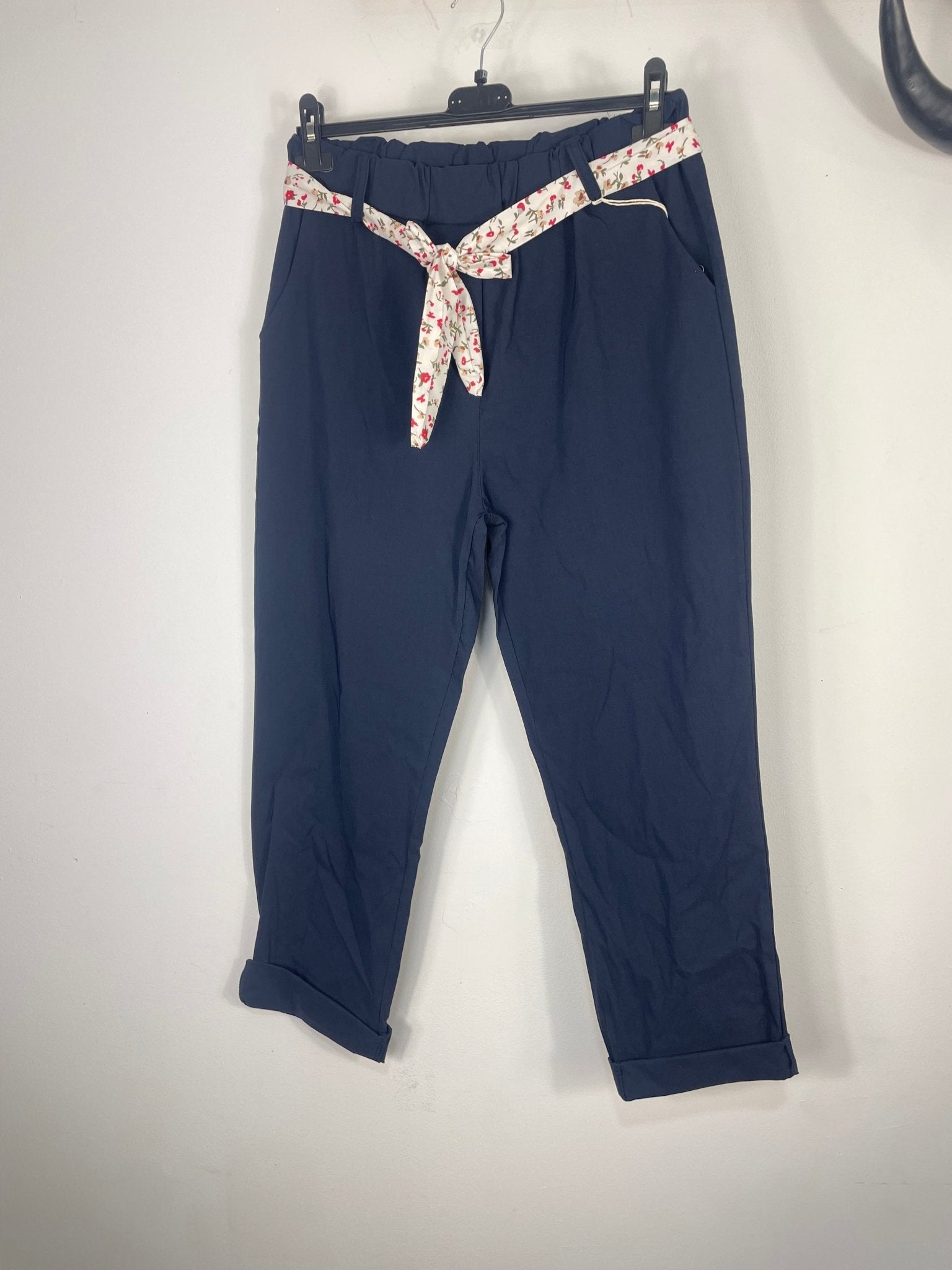 Pantalon magique marine femme taille élastique conseillé du 40 au 44, made in italy 
