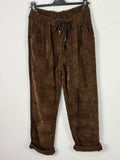 Pantalon Nello chocolat de face – Mam’s Ailes