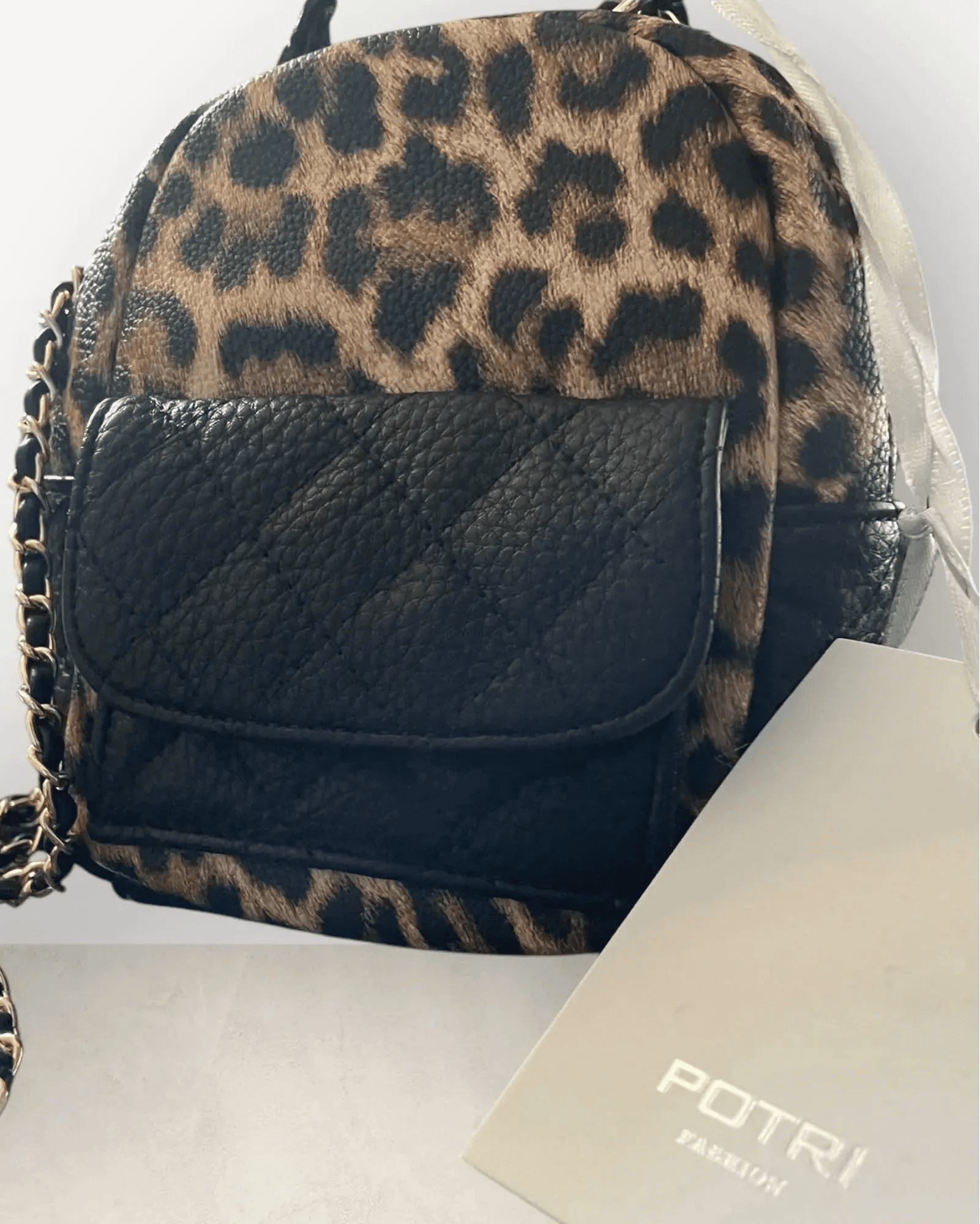 Petit Sac à Dos Noir Léopard – Compact Polyvalent Pochettes – 100% Synthétique - Mam’s Ailes