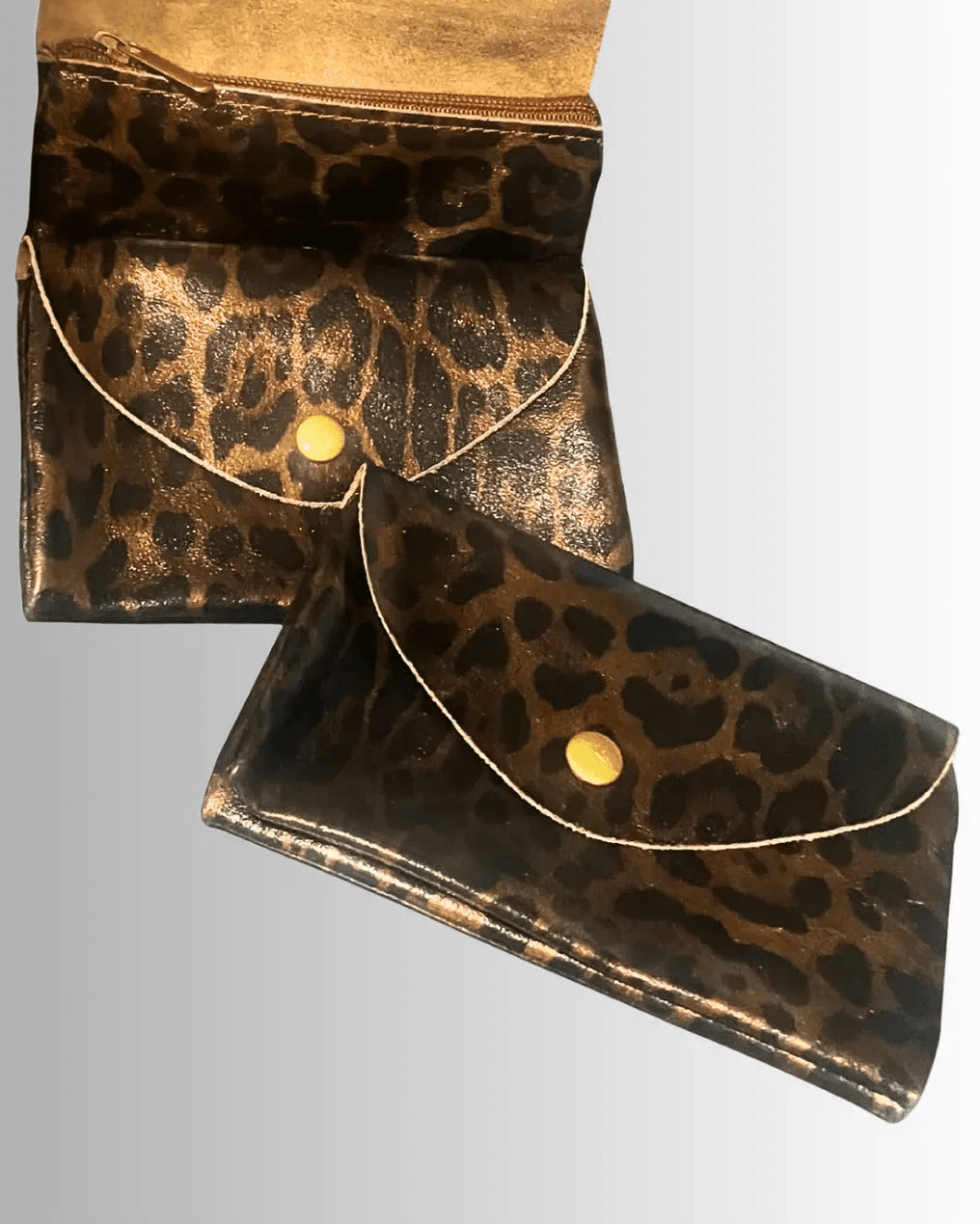 Portefeuille Léopard Élégant – Cuir Souple Poche Zippée – Made in Italy 15x10cm - Mam’s Ailes