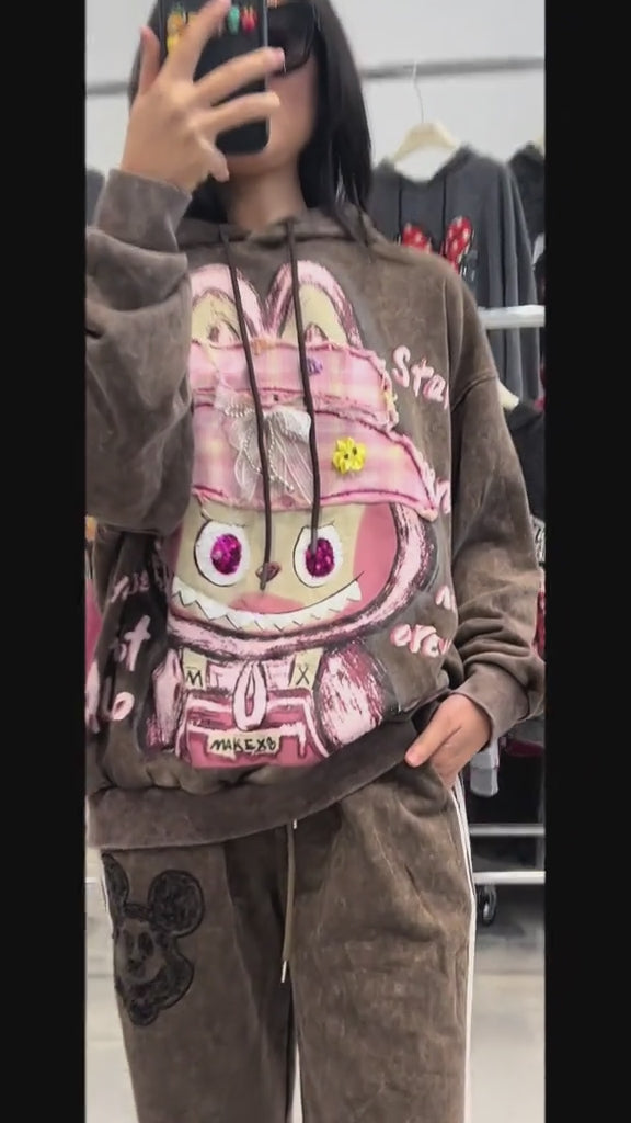 video Sweat motif fun rose et chocolat appliqué 3D détail avant