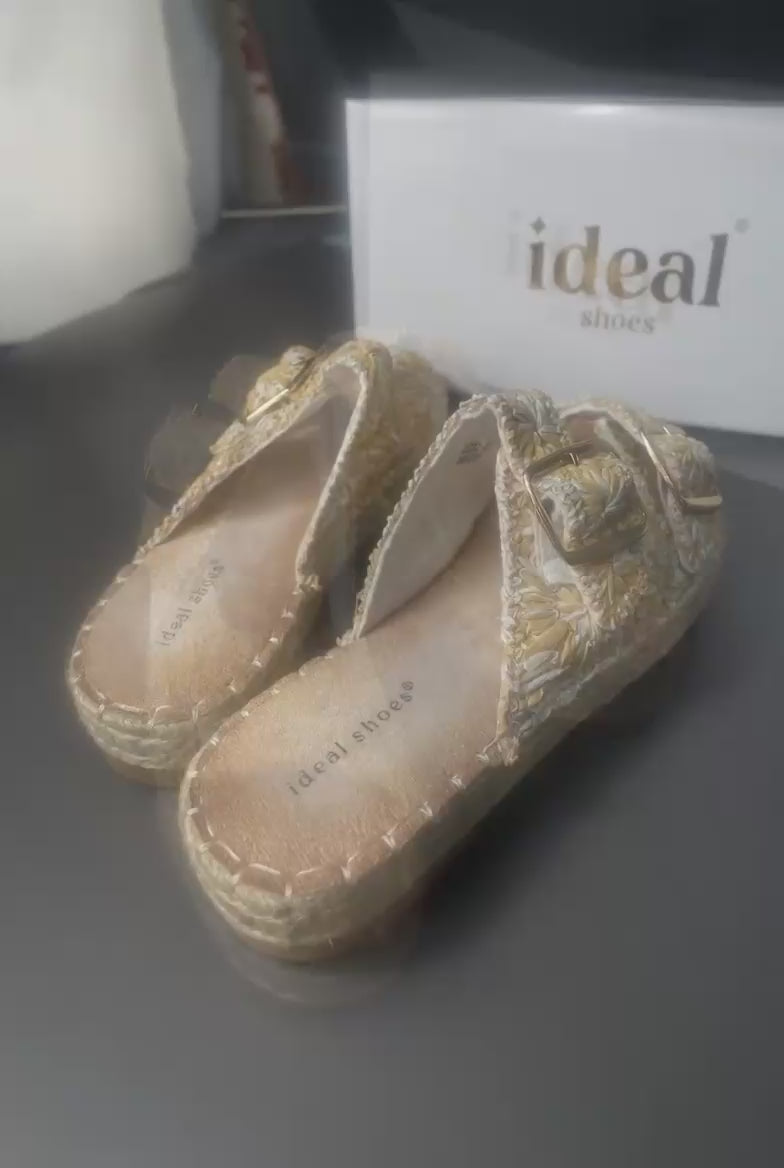Vidéo détail mules espadrilles bohèmes brodées dorées – double bride boucle carrée et semelle corde tressée