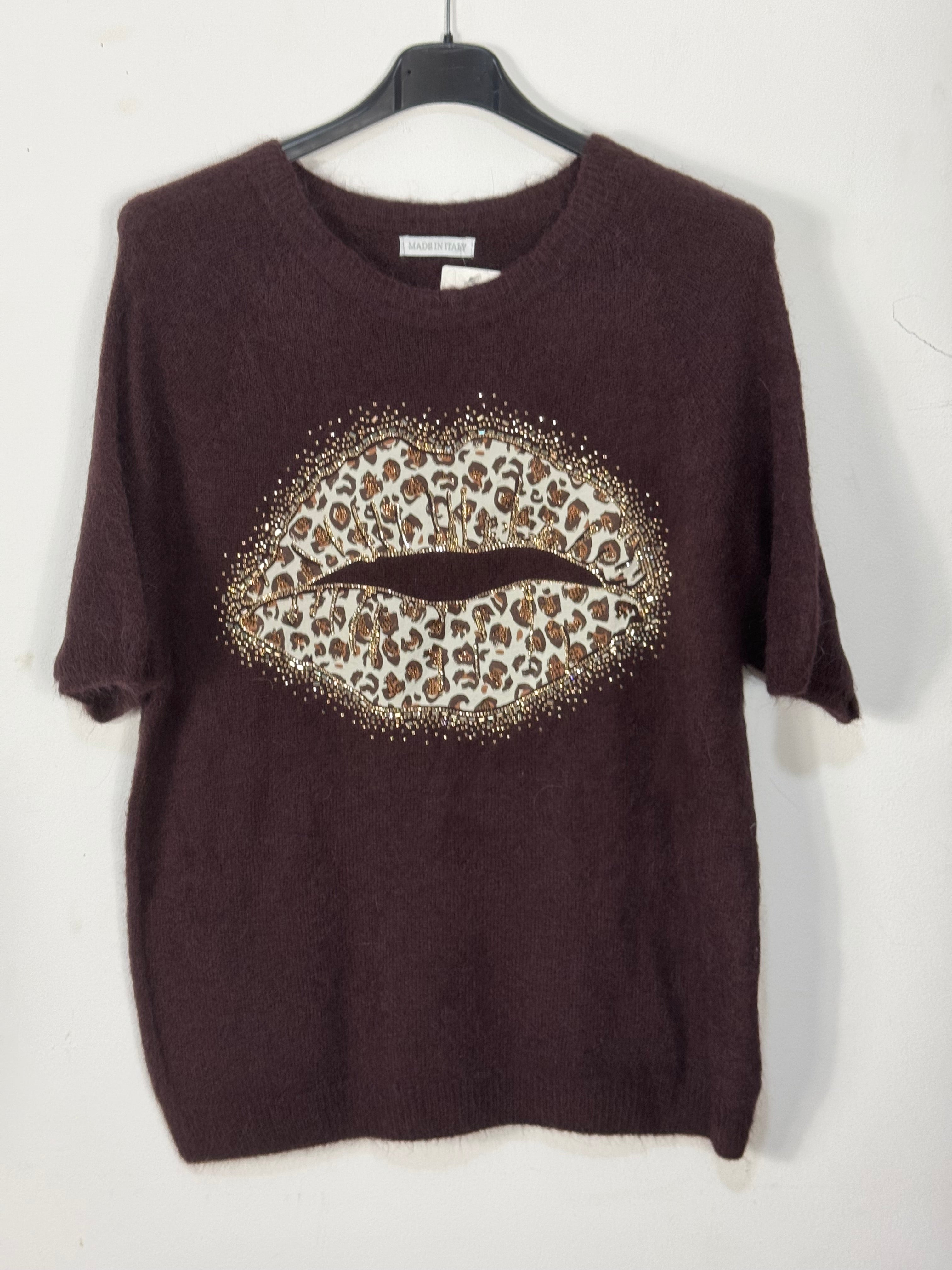 Pull Bacio chocolat à manches courtes avec grande bouche léopard et strass, vue de face