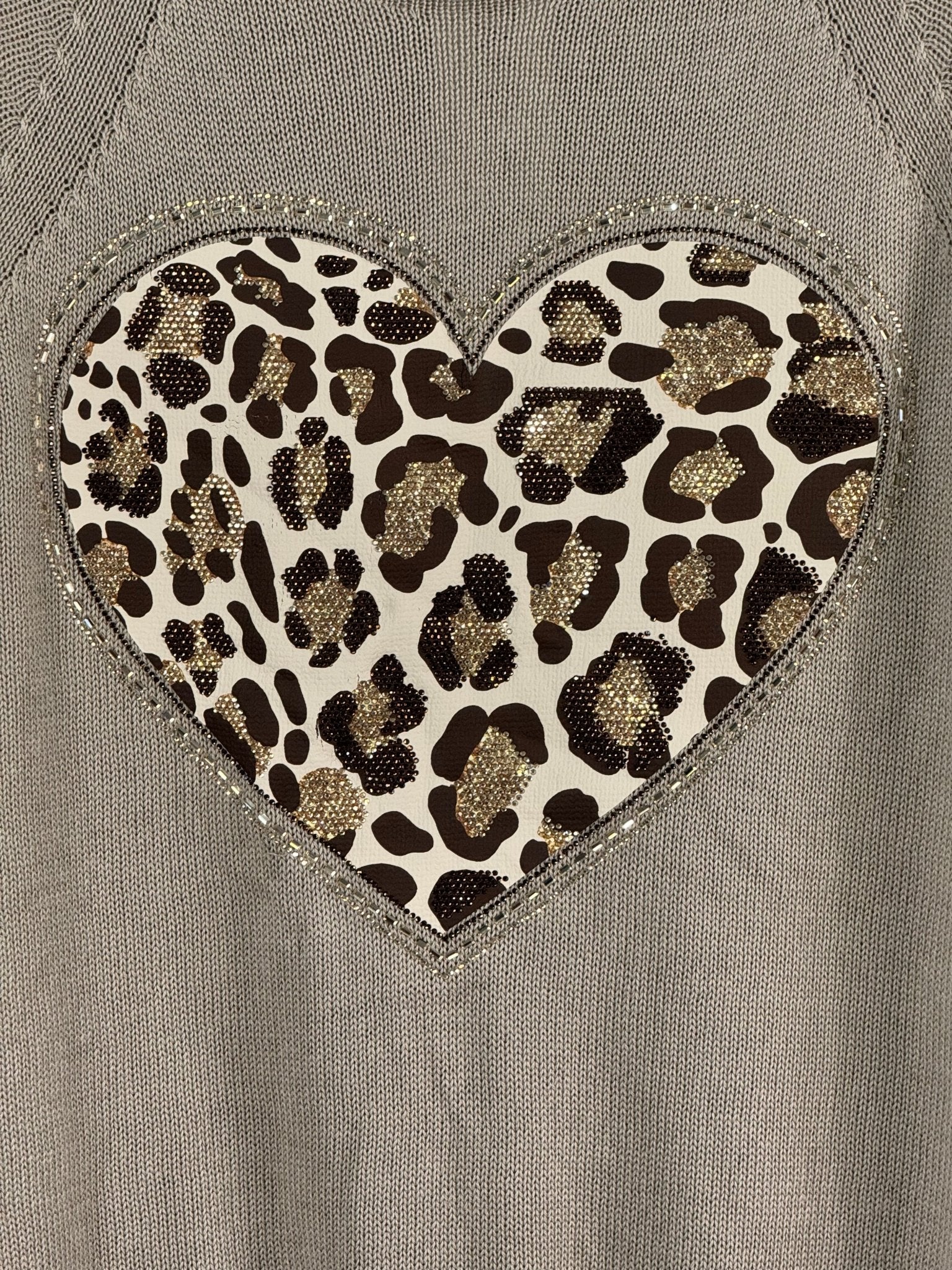 Pull Cuore noir en coton avec motif cœur léopard brillant