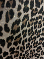 Pull Felina, détail des paillettes dorées — photo du produit.