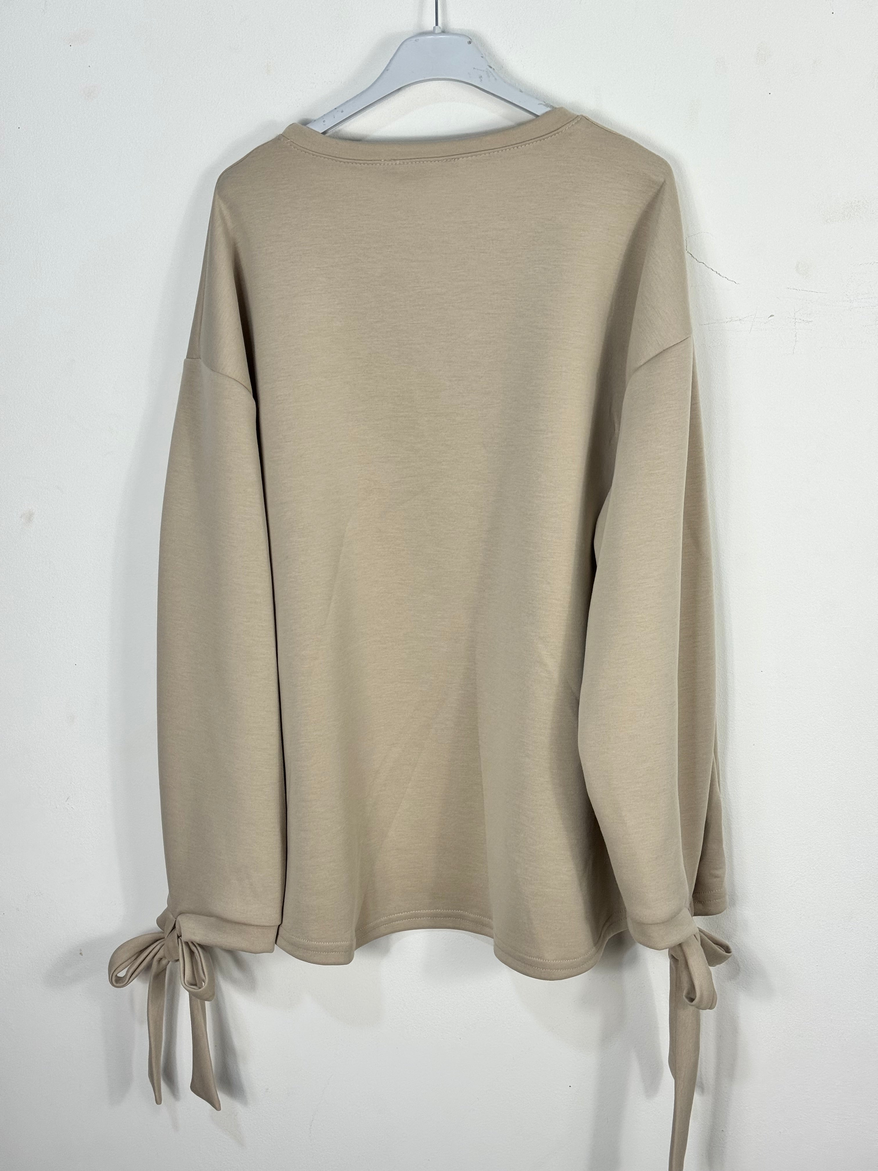 Sweat Fiocco, beige de dos, liens aux manches — photo du produit.