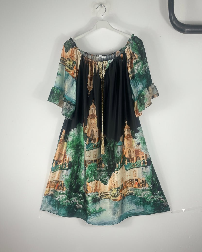Robe Élise satinée à imprimé paysage, vue de face