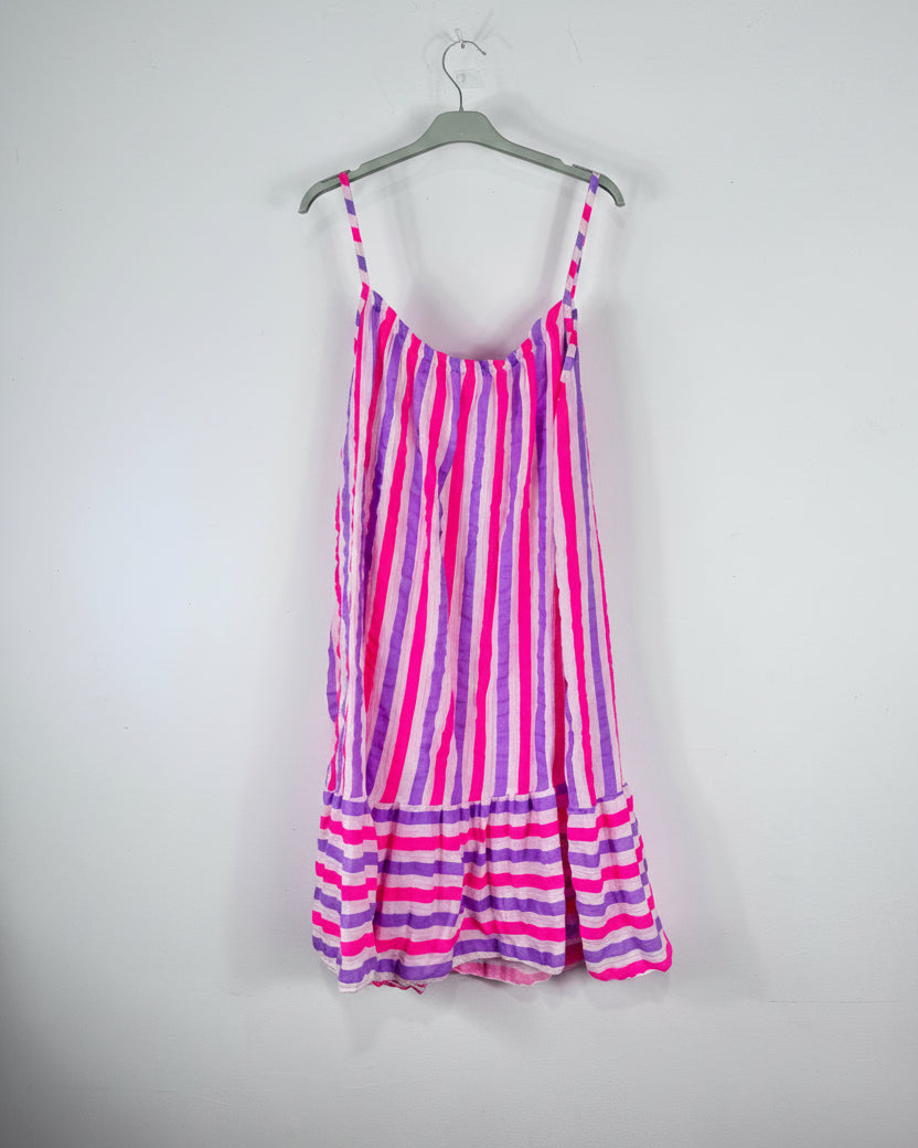 Robe gaze de coton parme et fushia sur cintre made in Italy