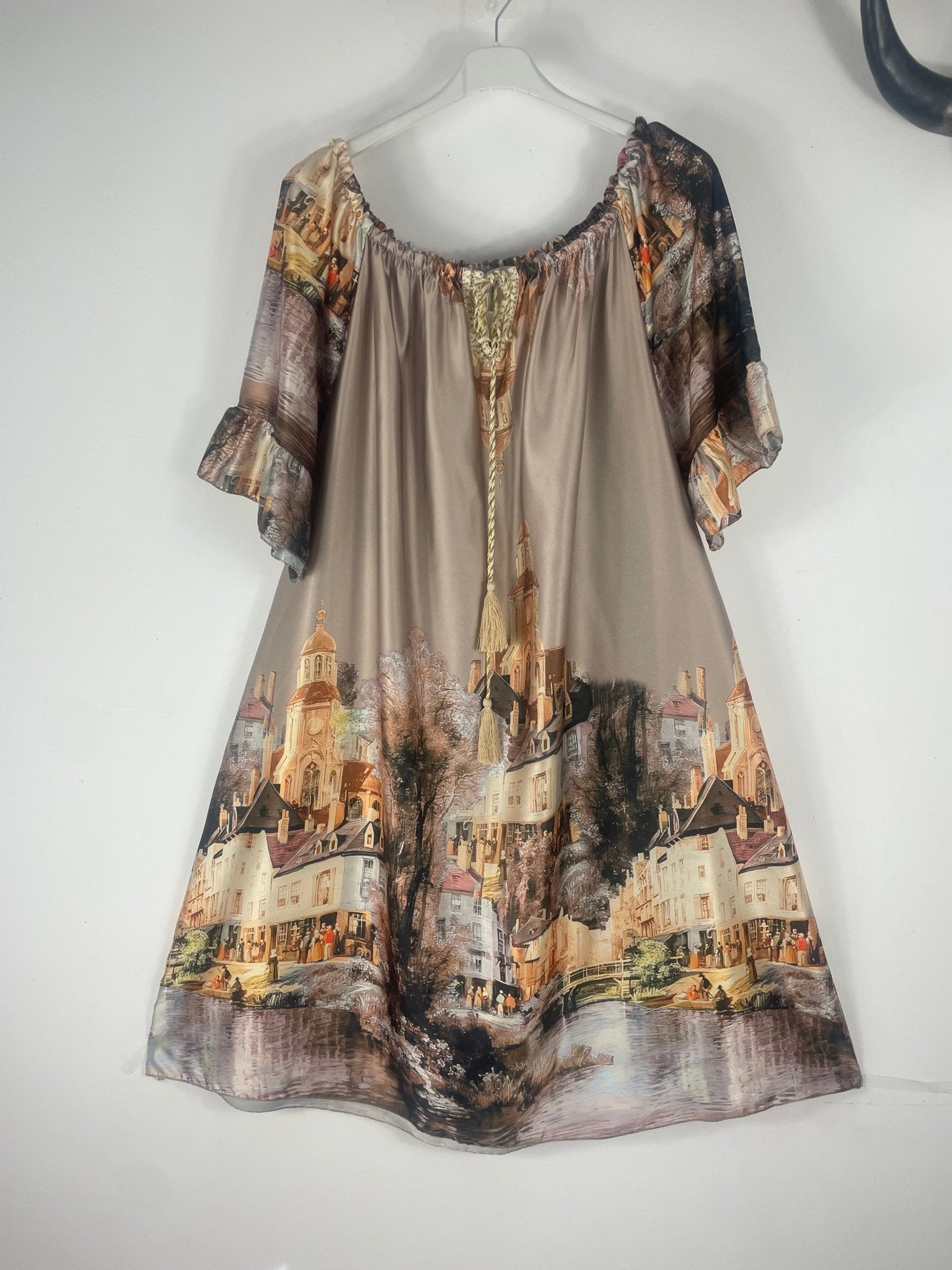 Robe satinée Élise - Épaules modulables - Mam’s AilesChampagne